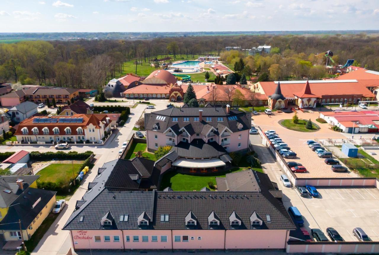 Spa & Wellness Hotel Orchidea Veľký Meder Exterior foto