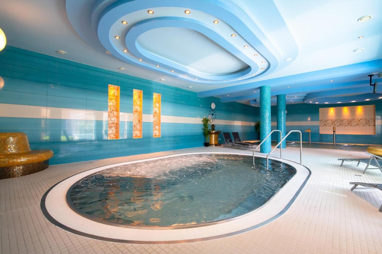 Spa & Wellness Hotel Orchidea Veľký Meder Exterior foto
