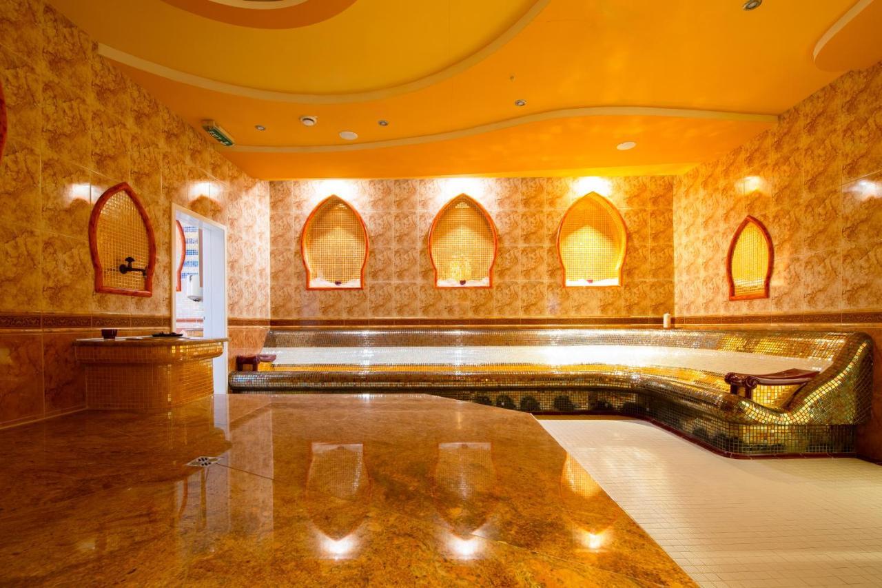 Spa & Wellness Hotel Orchidea Veľký Meder Exterior foto