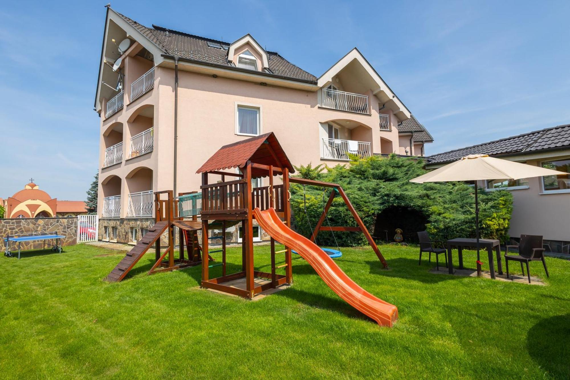 Spa & Wellness Hotel Orchidea Veľký Meder Exterior foto